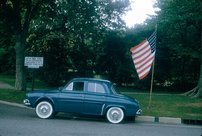 Renault Dauphine