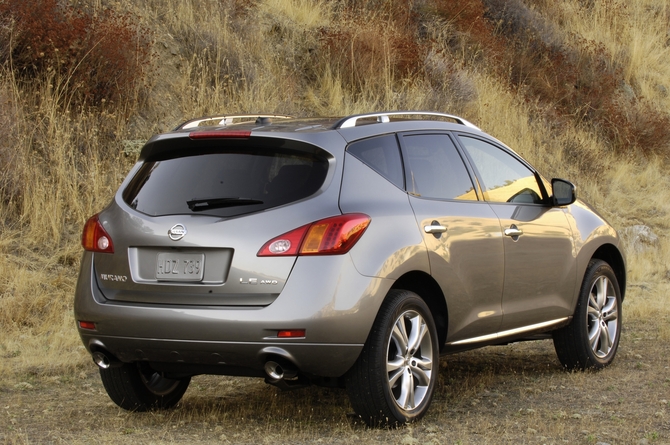 Nissan Murano LE 2WD