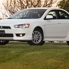 Mitsubishi Lancer ES