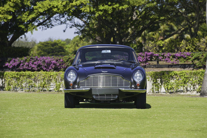 Aston Martin DB6 Vantage