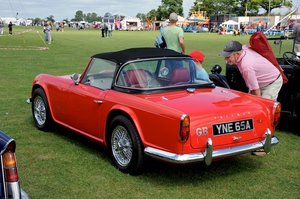 Triumph TR4