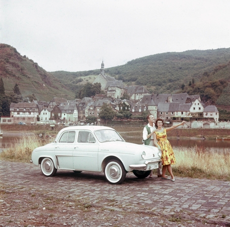 Renault Dauphine