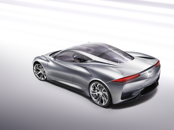 Infiniti Emerg-E Emerges as 300kW Range-Extended Hybrid Sports Car