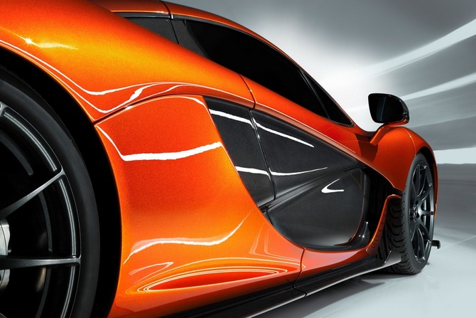 McLaren divulga mais imagens oficiais do P1