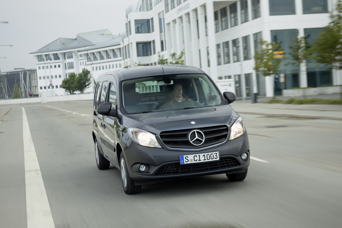 Mercedes-Benz Citan Standard 108CDI/27 75