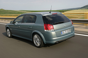 Opel Signum 1.9 CDTI