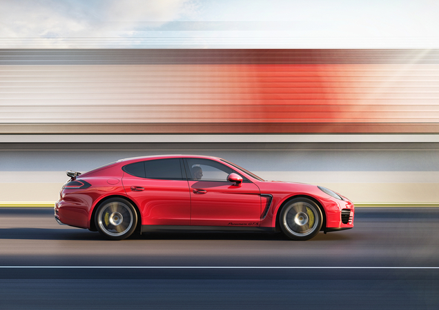 Porsche Panamera GTS