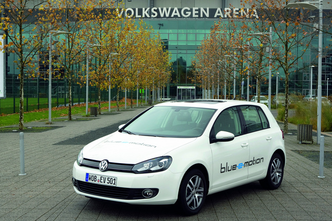 Volkswagen Golf blue-e-motion