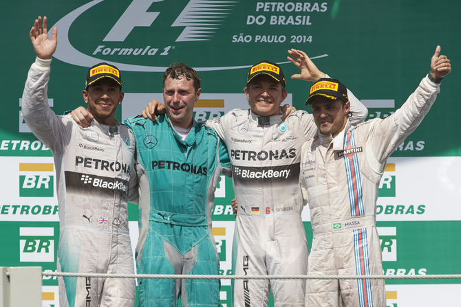 Felipe Massa deu uma alegria ao povo brasileiro ao ser terceiro em Interlagos