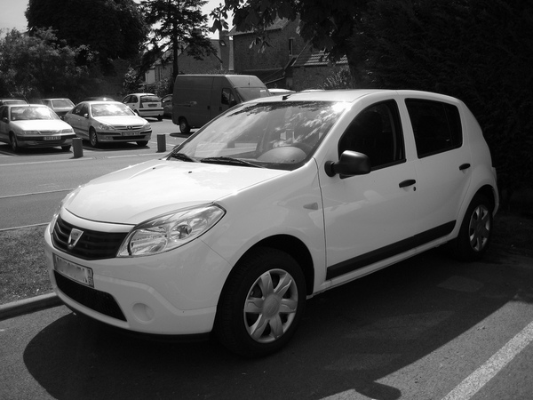 Dacia Sandero 1.2 16v 75cv Access