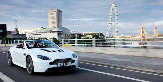 Roadster torna-se na versão mais potente do V12 Vantage