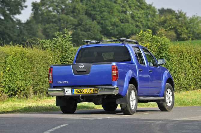 Nissan Navara 2.5 dCi 190hp 4x4 Double Cab LE Hi-Tech A/T