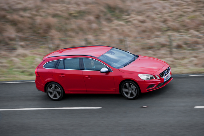 Volvo V60 2.4 D5 R-Design Start/Stop