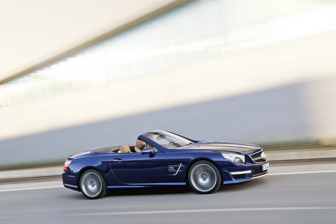 Mercedes SL65 AMG with Biturbo V12 Tops Range