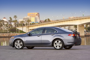 Acura TSX V6 5-Spd AT