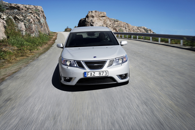 Os carros serão produzidos com peças que sobraram da altura em que a SAAB declarou falência