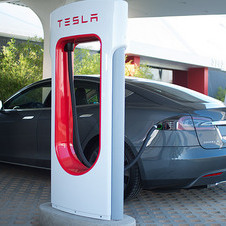 A Tesla já tem uma rede Supercharger instalada na Noruega