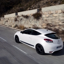 Renault Laguna Coupé 2.0 dCi FAP Monaco GP 4Control