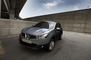 Nissan Qashqai 2.0dCi 4x2 Tekna Premium 18'' (10)