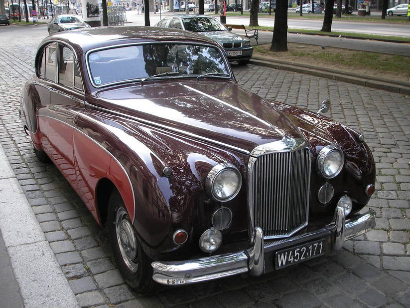 Jaguar Mark IX 3.8