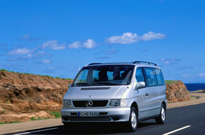 Mercedes-Benz V 230 AT