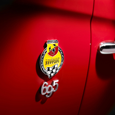 Abarth 695 Tributo Ferrari