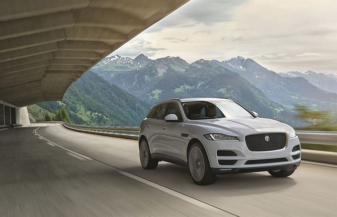 Jaguar F-Pace 2.0L i4D AWD Portfolio