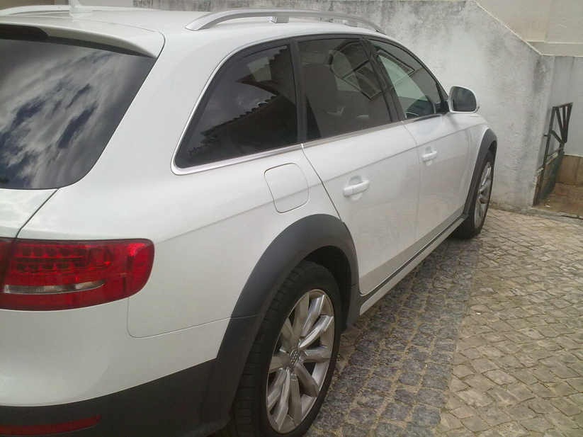 AUDI A4 ALLROAD 2011