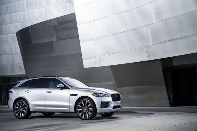 Jaguar F-Pace 3.0L TDV6 AWD Pure