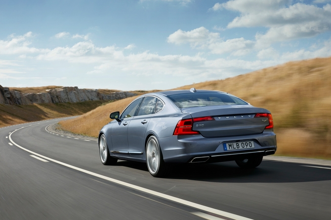 Volvo S90