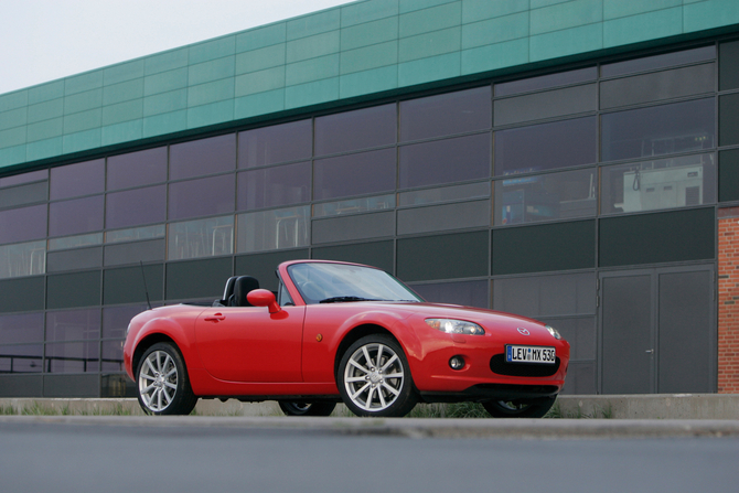 Mazda MX-5 1.8