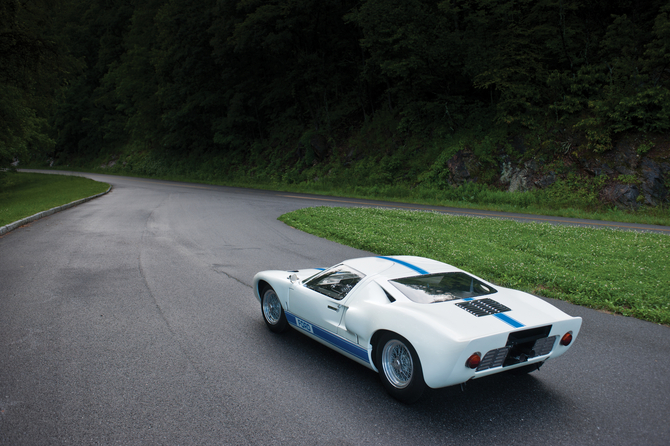 Ford GT40 Mk III