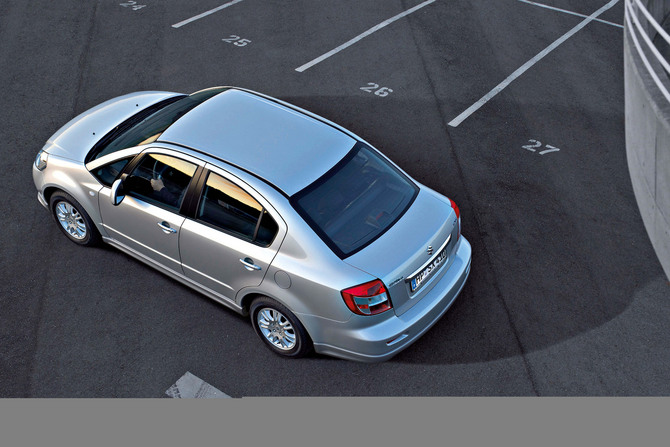 Suzuki SX4 Sedan LE Popular