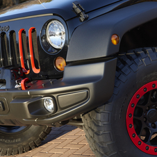 Jeep Wrangler Level Red