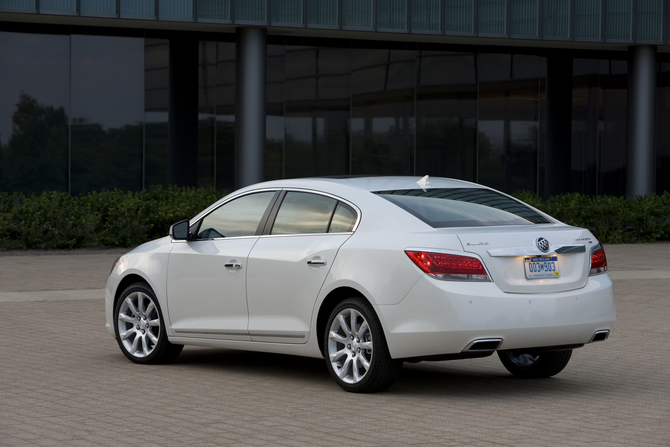 Buick LaCrosse CXL FWD