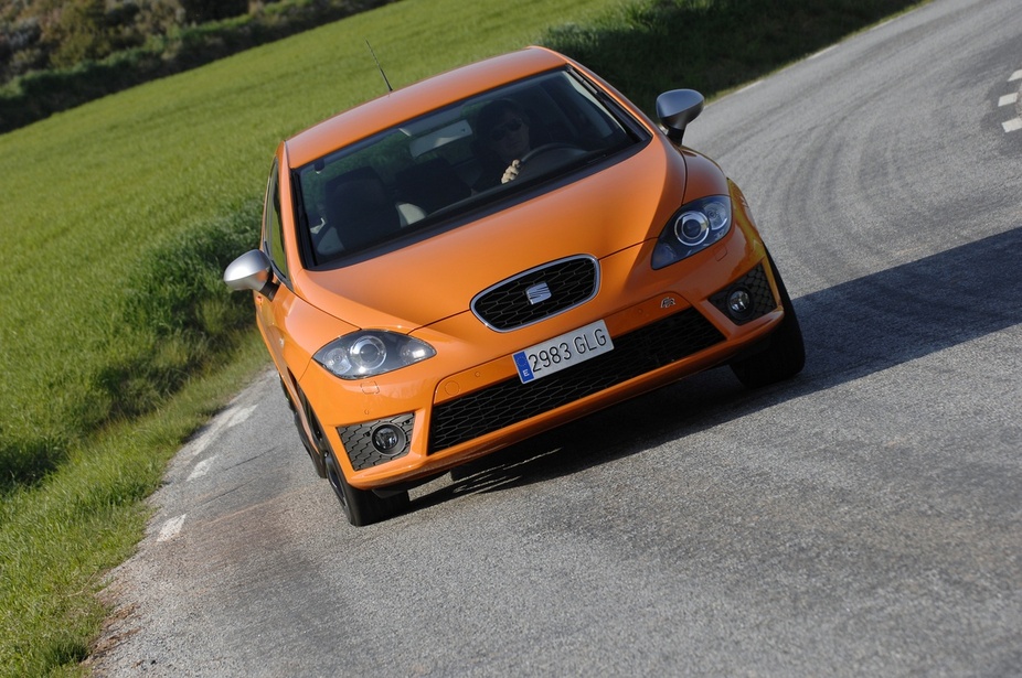 Seat Leon 2.0 TSI FR DSG (09)