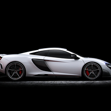 Under the bonnet, the 675LT will be powered by a 3.8-liter V8 twin-turbo engine wth 675hp