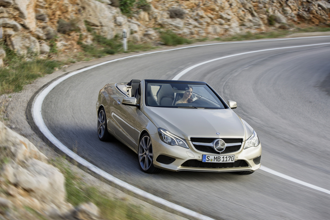 Mercedes-Benz E 320 Cabriolet 7G-Tronic Plus