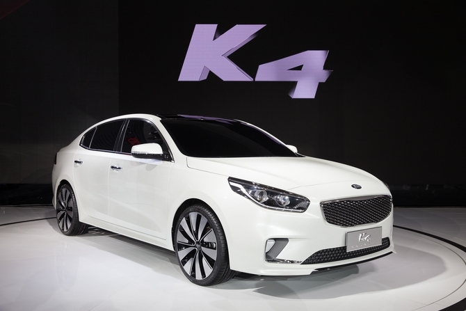 Kia K4