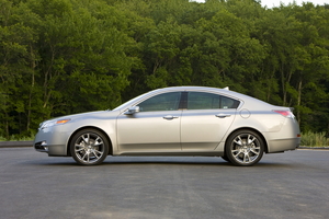 Acura TL SH-AWD AT w/ Technology Package 