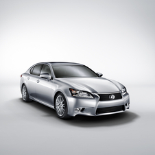 New Lexus GS Shows Off New Styling