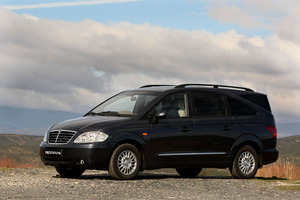 Ssangyong Rodius 270 ES