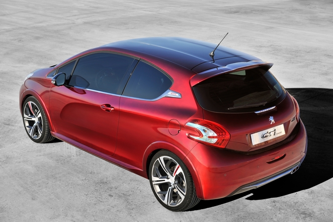 Peugeot 208 GTI e XY revelados antes de Genebra