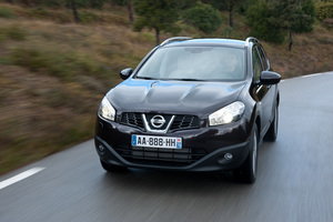 Nissan Qashqai+2 2.0 tekna 4x4 CVT