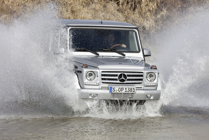 Mercedes-Benz G 500