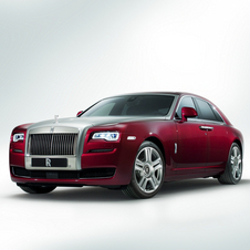 Lançado em 2009, a Rolls-Royce escolheu a edição de 2014 do Salão de Nova Iorque para revelar a versão atualizada do sedan de luxo