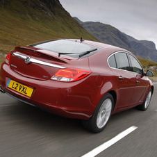 Vauxhall Insignia Hatchback 2.0 CDTi 160hp SE (Auto)