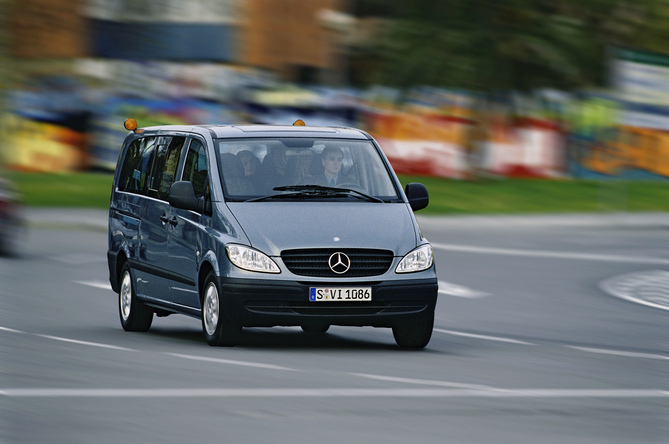 Mercedes-Benz Vito Combi Longo 115CDI/34 9L.