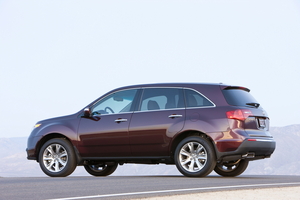 Acura MDX w/ Technology Package and Entertainment Package