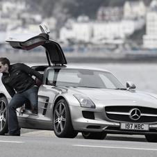 AMG target Ferrari 599 GTO with SLS Black